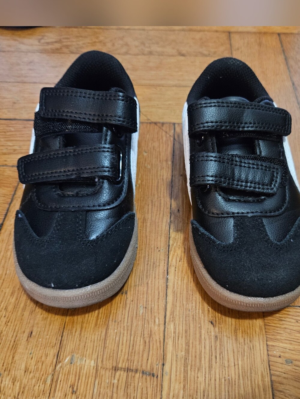 Cat & Jack Dakota Retro Velcro Sneakers